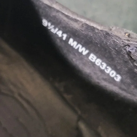 Born Mary Jane Flats Black Leather Buckle Comfort Shoes Women 9.5M - Picture 9 of 10